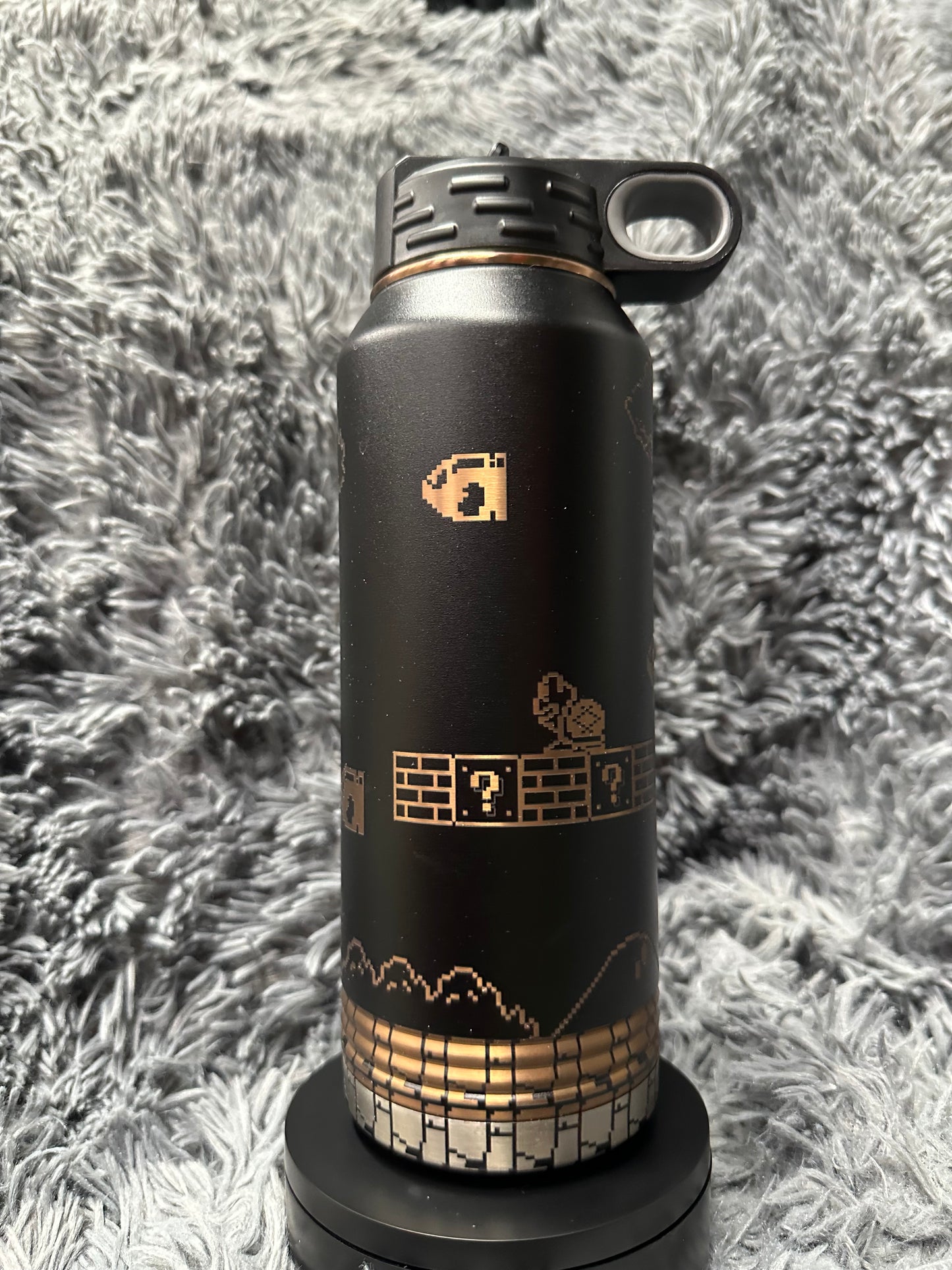 32 oz Stainless Water Bottle Rose Gold - Retro Mario